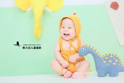 -憨大叔摄影馆80店连锁(诸暨店)