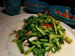 -荷塘秋月·本帮江浙菜(国权路店)