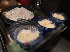 -新草堂锅物料理(泉城路店)