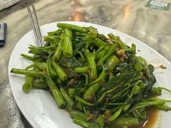 -新峰肉骨茶