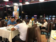 大堂-簋街仔仔小龙虾(总店)