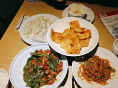 -关东小磨东北菜(上海长风大悦城店)