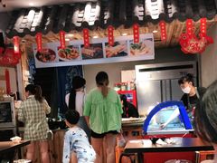 大堂-爆炸头阿姨小四川正宗川味小吃(无任何分店)