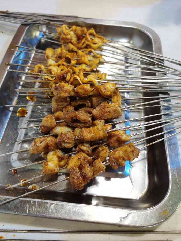 胖姐烧烤(河南路店)-"慕名而来的!真正的感受青岛的味道!最喜欢.