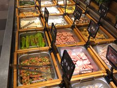 自助取餐区-大山炭火烤肉自助(百盛步行街广场店)