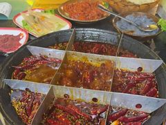 -谭记重庆老火锅(总店)
