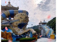 -平湖九龙山乐满地水上乐园