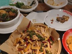 -李子坝梁山鸡(李子坝大鸡哥店)