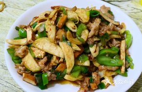 Bamboo Shoot and Tofu Stir-Fry with Meat