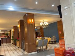-鹏城人家海鲜酒家·23年老字号(较场尾店)
