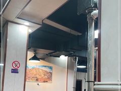 大堂-牛得很·鲜牦牛肉烧烤·牛羊肉菌汤锅(康定店)