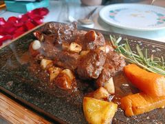 田园澳洲骰子牛肉-蜜桃花开·中西融合菜E&W(南长街店)