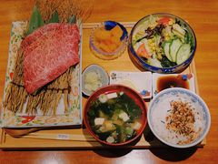 -肉魁屋·烧肉·烧鸟·酒场(高新店)