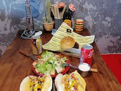 -VIKING SALOON美式烟熏烤肉精酿餐酒吧