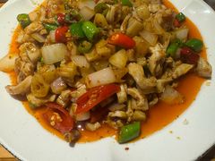 -大众跷脚牛肉馆·非遗传承单位(峨眉山店)