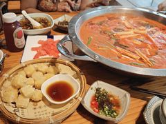 -老凯俚酸汤鱼(鸿通城店)