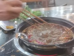 -灌县老妈砂锅串串香(万科红生活广场店)