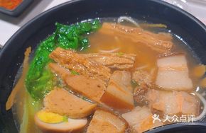 Braised Pork Noodles