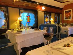 -火车头法国西餐厅