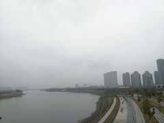 -南京眼步行桥