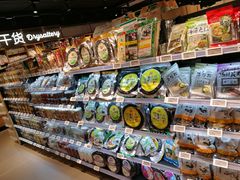 -中百仓储超市有限公司(越秀星汇维港店)