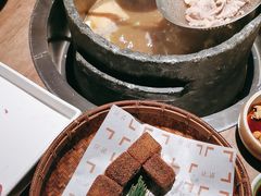 -蘑界·野生菌火锅(深业上城店)