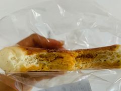 罗勒鸡肉面包-盒马鲜生(悠方店)