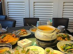 -大头虾越式风味餐厅(光明广场店)