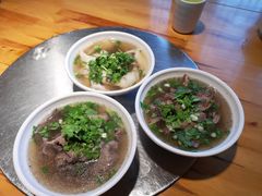 -大众跷脚牛肉馆·非遗传承单位(峨眉山店)