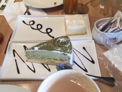 -必胜客(阿罗海店)