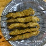 幸好吃了点对门的煎饺，要不然要饿调了面。招牌虾球很新鲜
