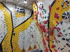 -问山MountQuest攀岩馆