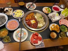 -沸炉重庆老火锅(军事博物馆店)