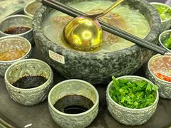 -浩海火燒雲傣家菜(芮欧百货店)