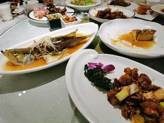 -南京悦客假日酒店
