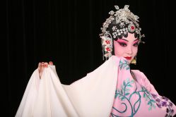 -华韵京剧摄影(洋桥角门东店)