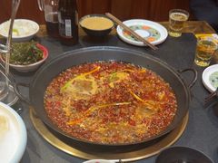 -沸炉重庆老火锅(军事博物馆店)