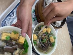 鸭血粉丝-鸡鸣汤包(广东路店)