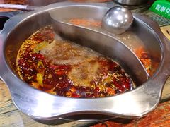 -百签宫串串香重庆火锅(夏湾店)