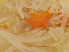 鸡汤瑶柱萝卜丝-广州中心皇冠假日酒店·百粤楼