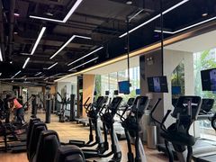 -威克健身游泳(万菱汇店)