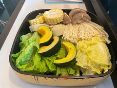 蔬菜拼盘-润园四季椰子鸡火锅(海上世界店)