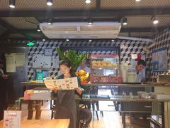 -新澳港式茶餐厅(余姚路店)