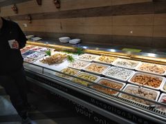 自助取餐区-蒙肥羊·酸汤潮牛·鲜牛肉火锅烤肉自助(岗顶店)