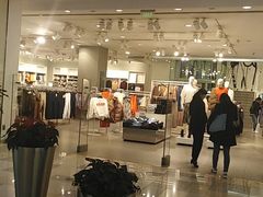 -H&M(鹏欣水游城店)