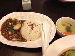 -康师傅私房牛肉面(马泉营奥莱店)