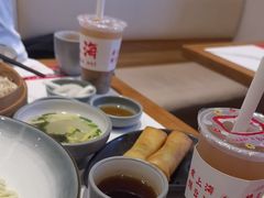 -馋三尺蟹粉小笼(人民广场店)