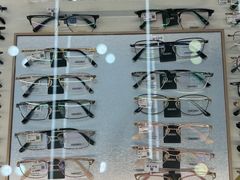 -世纪大明眼镜·林德伯格·蔡司官方授权店(武昌旗舰店)