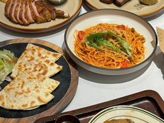 -静香HOUSE·全时段融合餐厅(七星欢乐颂店)