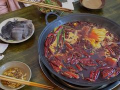 -黄潇洒老火锅(九眼桥宏济巷店)